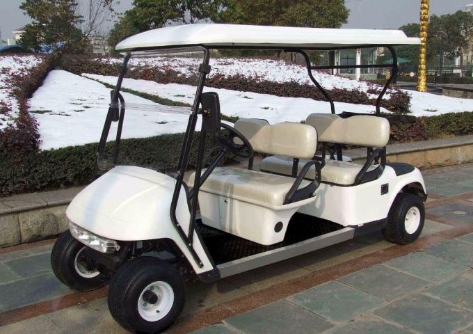 白い色の48Vトロイ人電池が付いている強力な4つの車輪ドライブ4人の電気ゴルフ カート